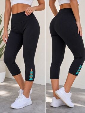 Gaiam Black Cropped Leggings w/ Teal Lace-Up Detail – Size M